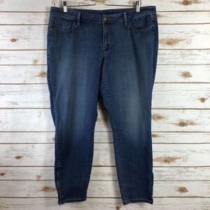 Ann Taylor LOFT Zippered Ankle Jeans Size 36